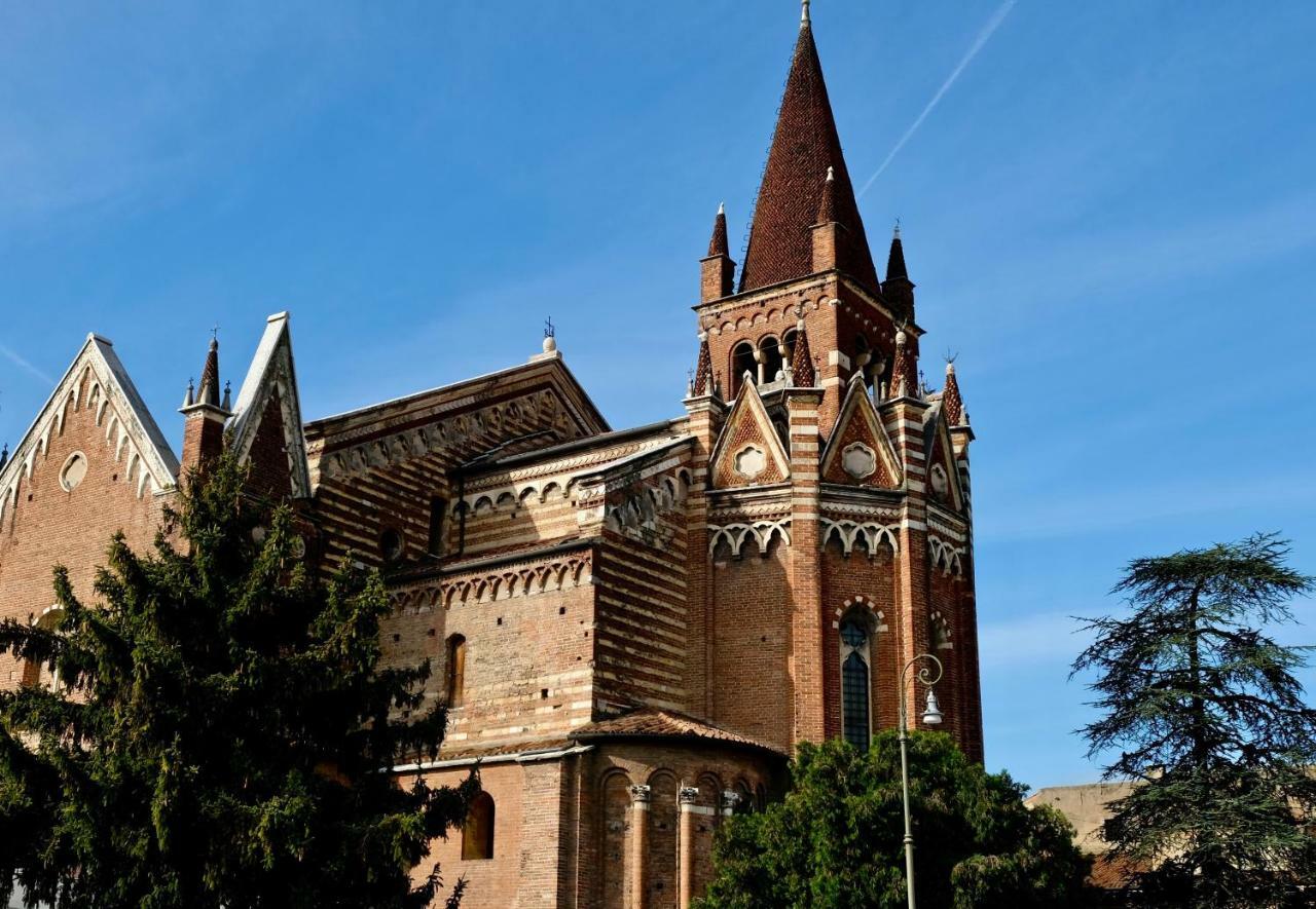 Boutique Apartment Ca Monastero Verona Exterior photo